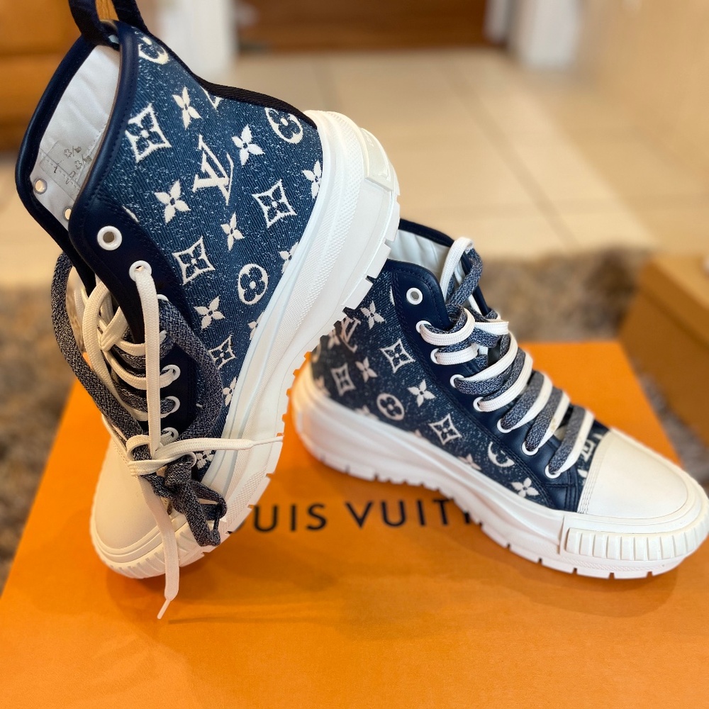 Louis Vuitton Sneakers